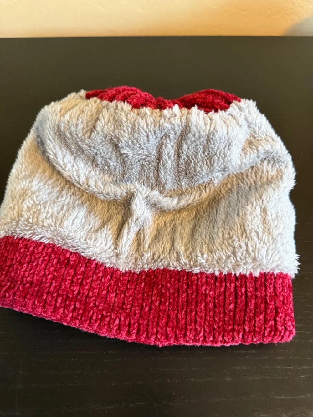 Cranberry Red Chenille Ribbed Knit Beanie Faux Fur Pom Pom Winter Hat OS